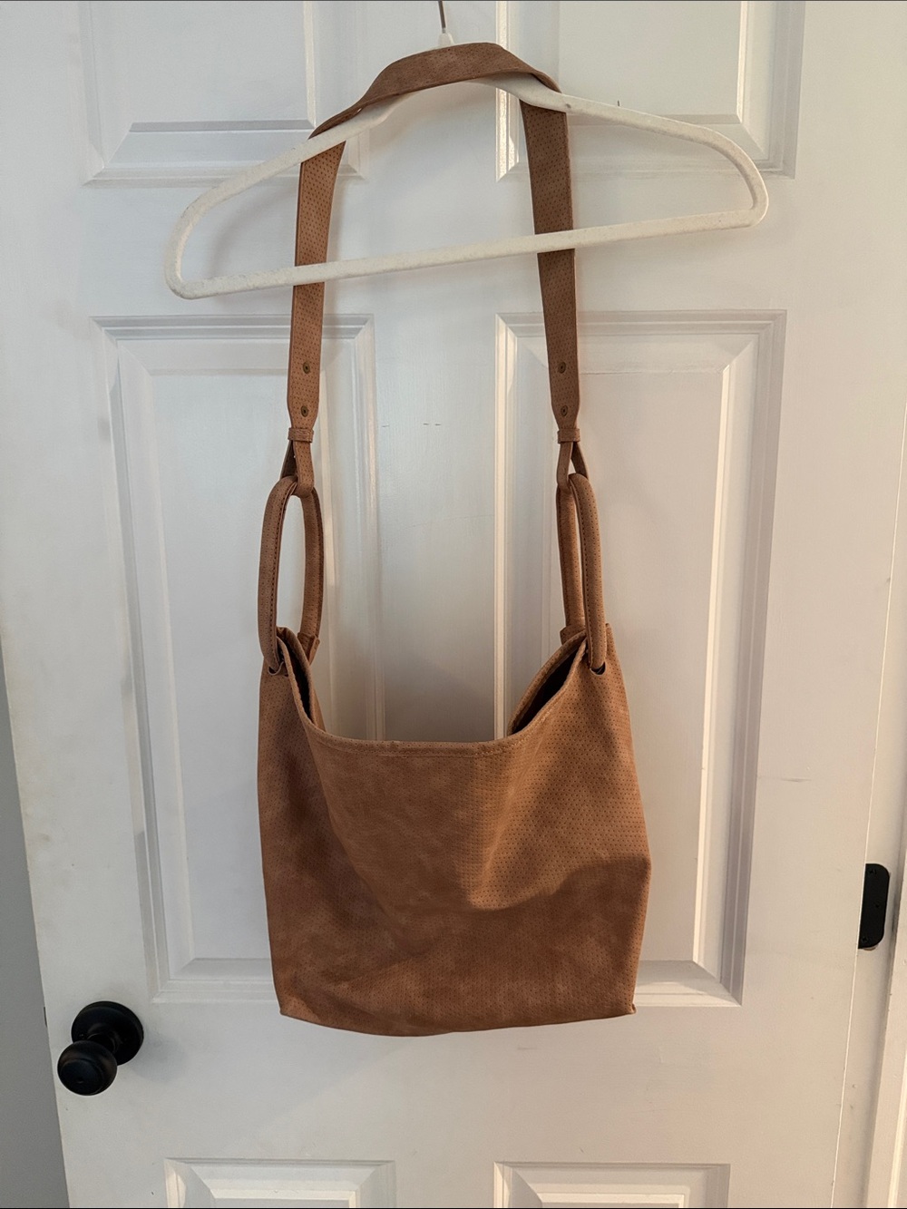 Anthropologie Classic Suede Tote Bag in Mauve